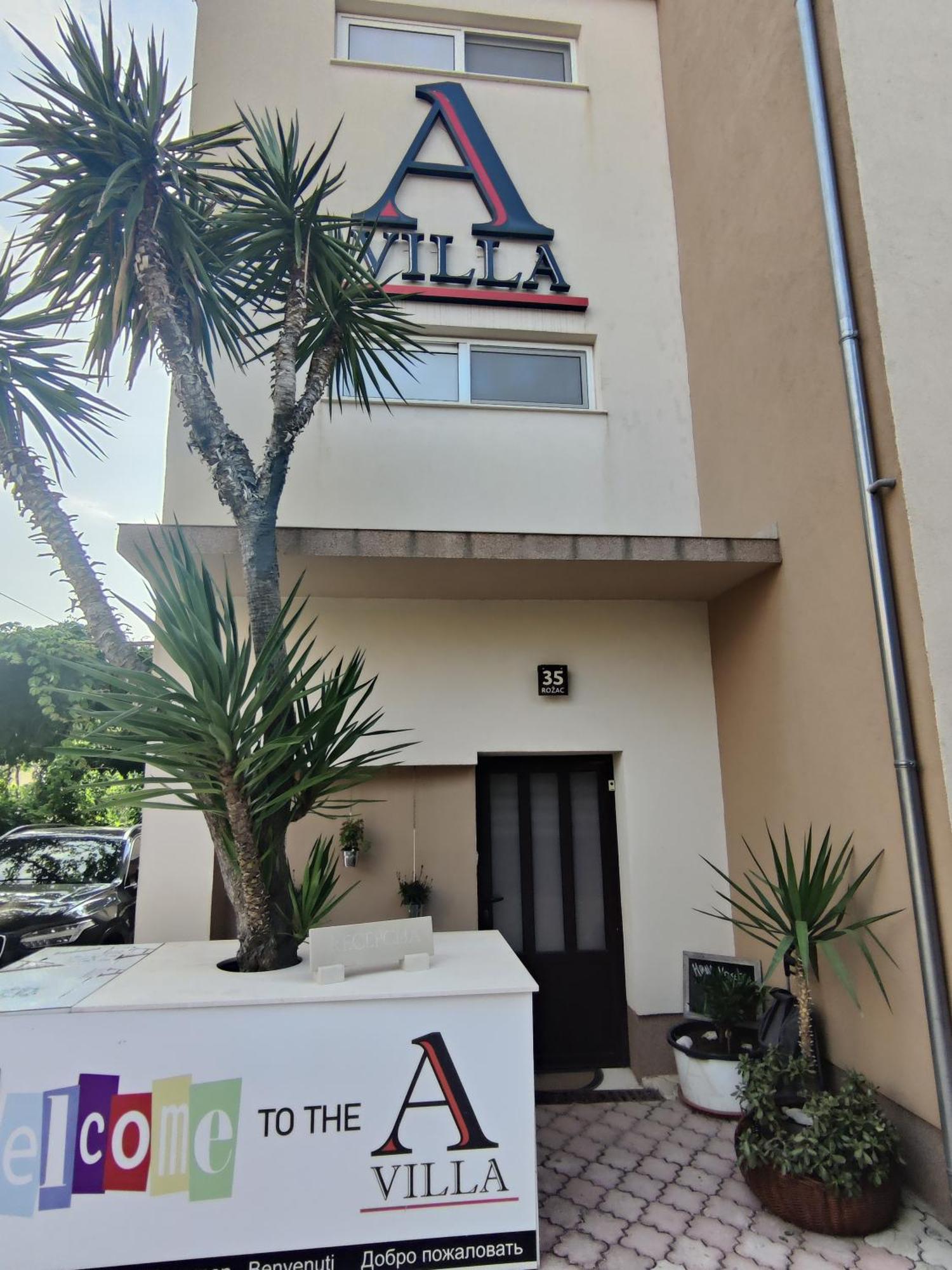 Apartments Villa A - Heating Pool Trogir Exterior foto